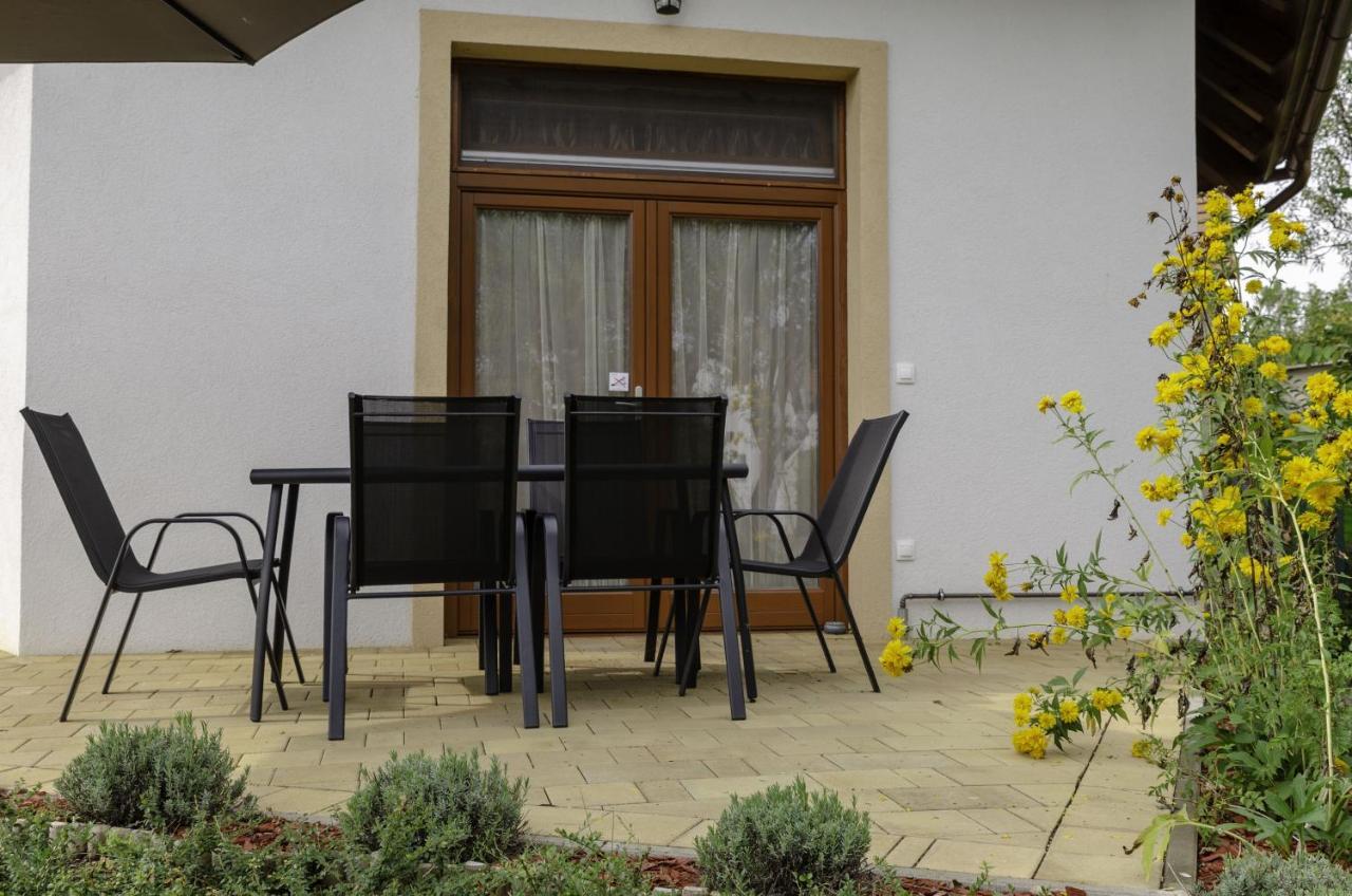 Egrelato Vendeghaz Apartment Balatonakali Bagian luar foto